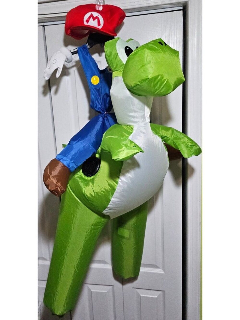 Super Mario Riding Yoshi Inflatable Costume Hat Gloves Kids Halloween Nintendo